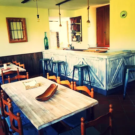 Elteixorural Lodge *